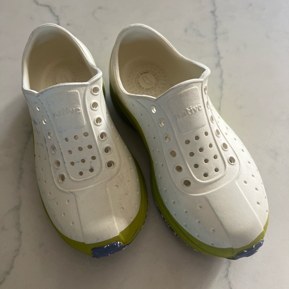 Native Robbie Roam Kids White Slip-On Water Shoes with Green Trim